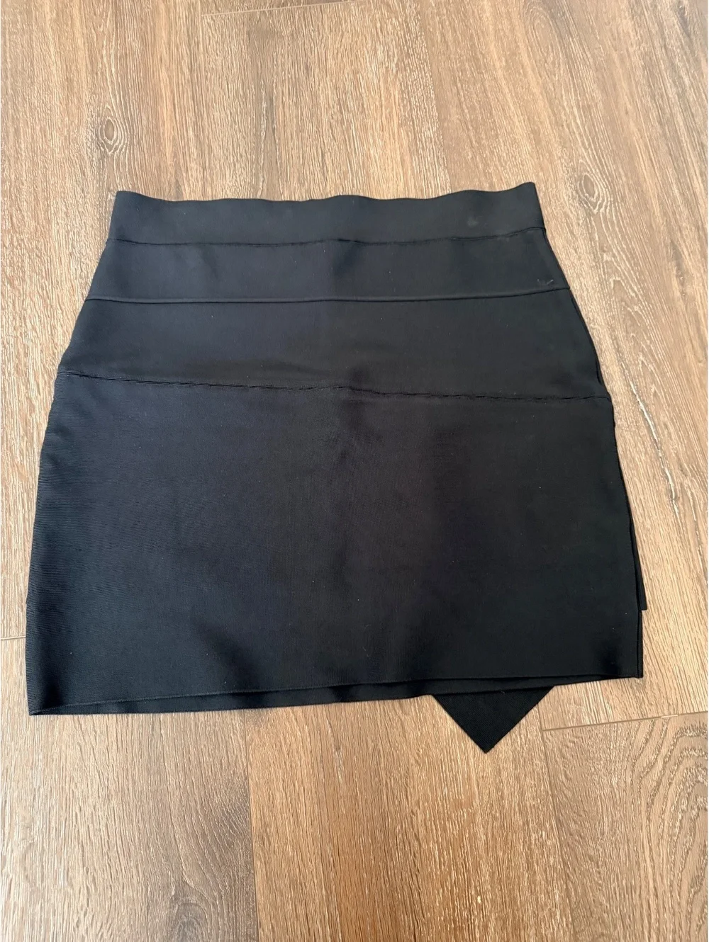 BCBGMAXAZRIA Black Asymmetric Ruffle Bandage Mini Skirt Size L